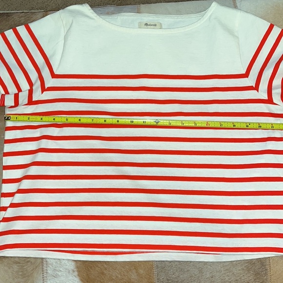 Madewell short sleeve crop T- shirt. Size L - Picture 7 of 8